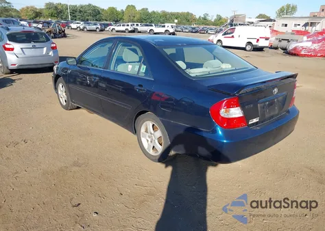 2003 Toyota Camry Se z USA, uszkodzony, nr VIN 4T1BE32K43U651974